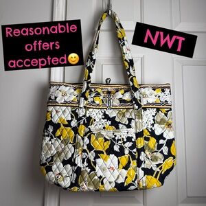 NWT Vera Bradley Dogwood Vera Tote/ Purse - Yellow, White, And Black Retired